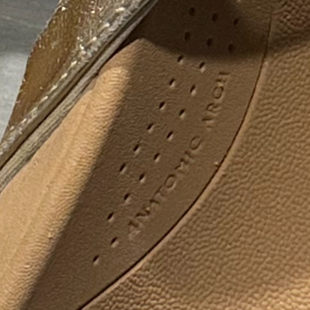 Reef Metallic Gold Sandals with ❤️ Heel Cushion and Arch Support - Picture 8 of 8